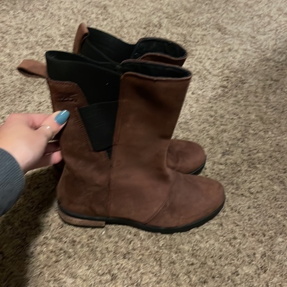 Sorel boots - Picture 2 of 2